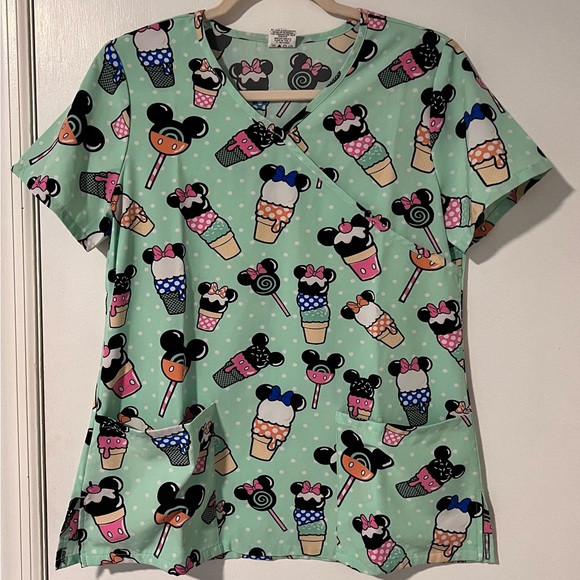 *Bundle* women’s small/xs scrub tops - Picture 4 of 6